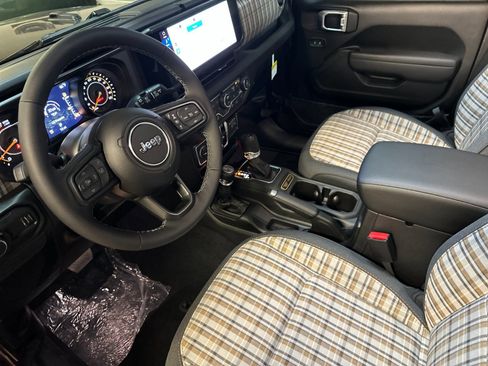 New 2026 Jeep Wrangler Unlimited Sport AWD/4WD image 9