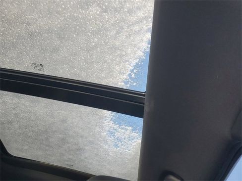 Certified 2023 Cadillac XT4 Premium Luxury w/ Cold Weather Package image 27