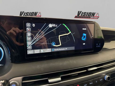 Used 2024 Hyundai Palisade Calligraphy image 34