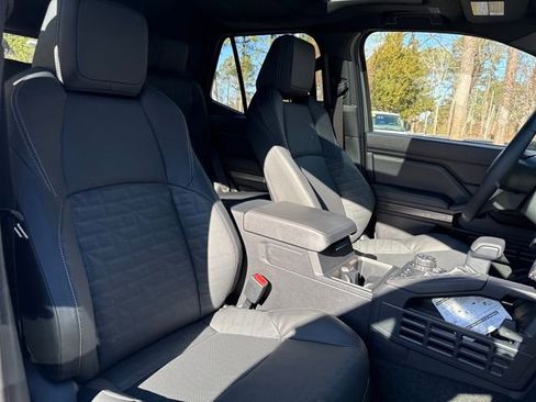 New 2025 Toyota 4Runner TRD Off-Road Premium image 29