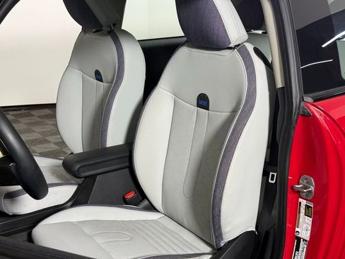 Certified 2025 MINI Cooper 2-Door Hardtop FWD image 21