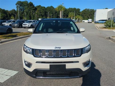Used 2018 Jeep Compass Limited w/ Navigation Group image 9