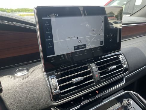 Used 2023 Lincoln Navigator Reserve AWD/4WD image 18