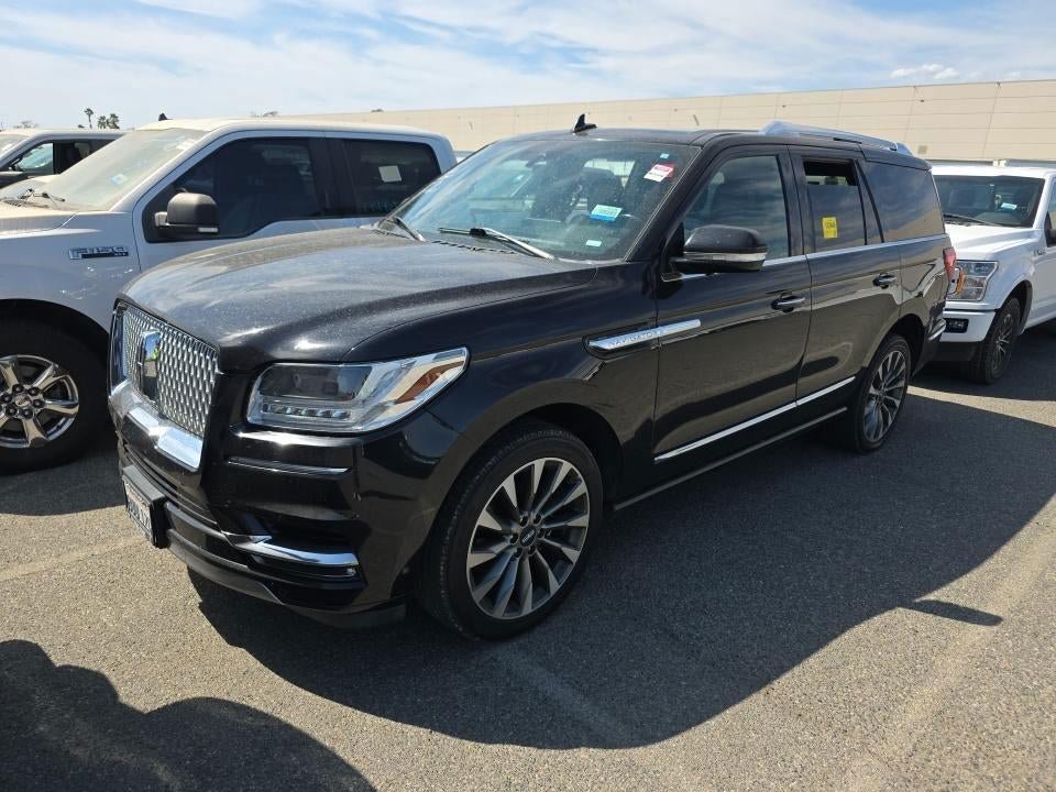 Used 2021 Lincoln Navigator Reserve RWD image 2