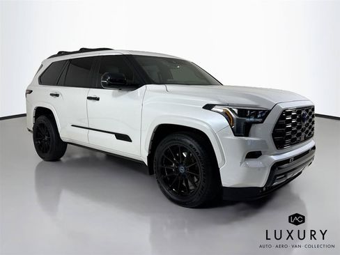 Used 2024 Toyota Sequoia Capstone AWD/4WD image 3