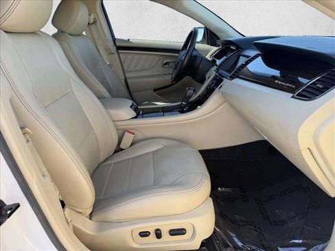 Used 2013 Ford Taurus Limited image 11
