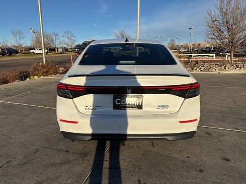 Used 2023 Honda Accord Sport image 7