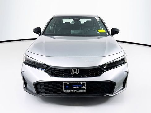 Used 2024 Honda Civic Sport image 2
