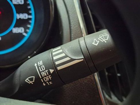 Used 2018 Chevrolet Cruze LS FWD image 17