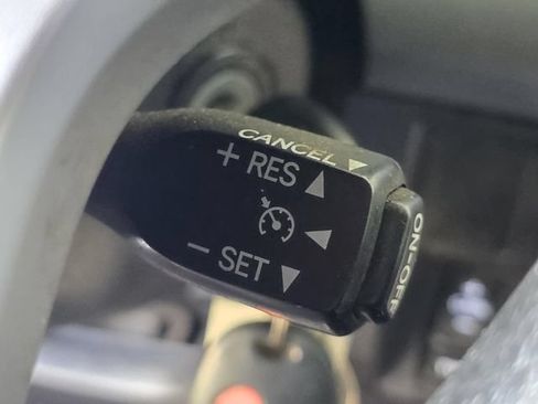 Used 2016 Toyota Tundra SR5 w/ SR5 Upgrade Package AWD/4WD image 24