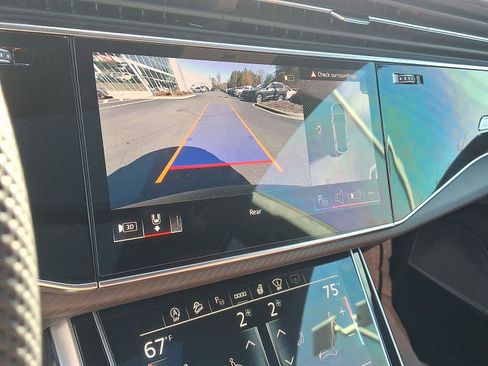 New 2026 Audi SQ8 Prestige image 17