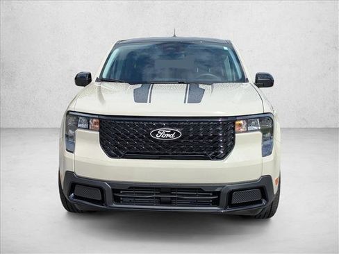 New 2025 Ford Maverick XLT w/ XLT Luxury Package image 6