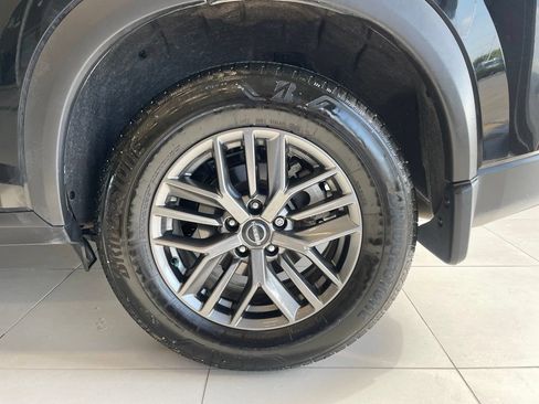 Certified 2025 Nissan Rogue S FWD image 17