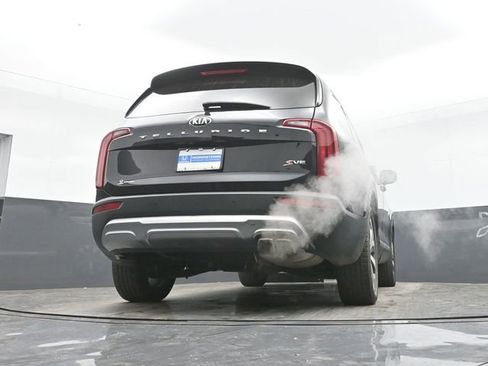 Used 2020 Kia Telluride S image 35