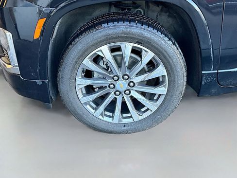 Used 2023 Chevrolet Traverse Premier w/ LPO, Floor Liner Package image 32