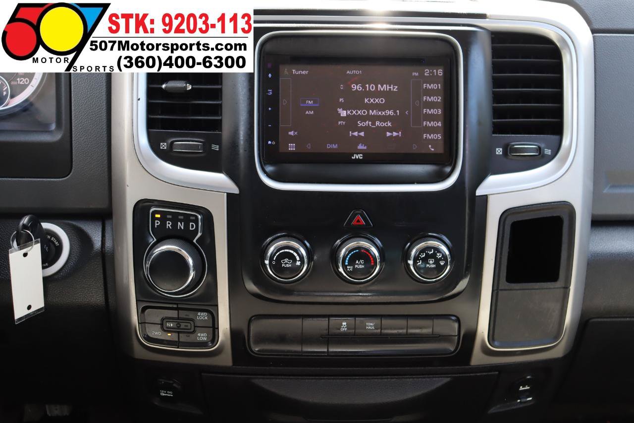 Used 2016 RAM 1500 Classic SLT AWD/4WD image 18