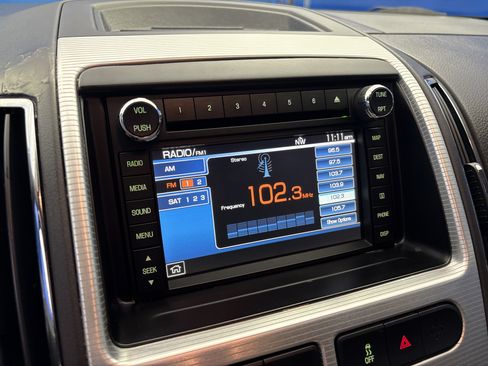 Used 2010 Ford Edge SEL AWD/4WD image 18