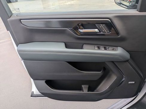 New 2026 GMC Yukon AT4 w/ AT4 Premium Plus Package AWD/4WD image 11