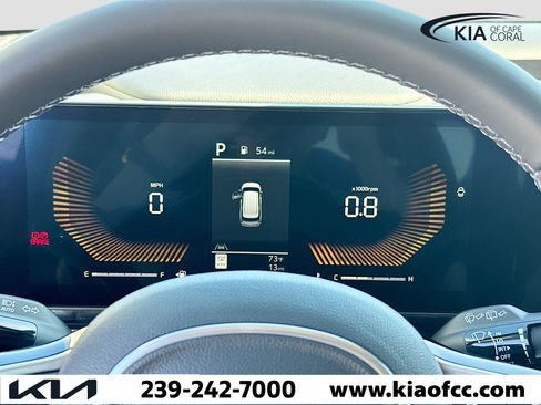 New 2026 Kia Carnival EX image 40