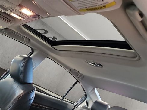 Used 2013 Subaru Legacy 2.5i Limited image 10