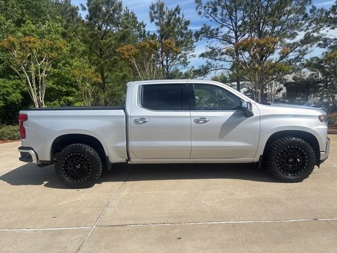 Used 2022 Chevrolet Silverado 1500 LTZ image 7