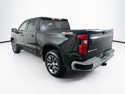 Used 2024 Chevrolet Silverado 1500 LT AWD/4WD image 5