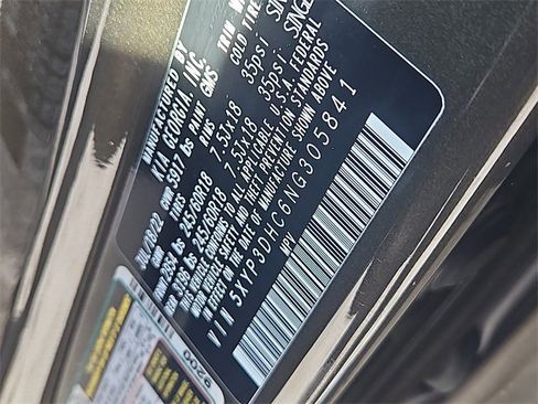 Used 2022 Kia Telluride EX image 13