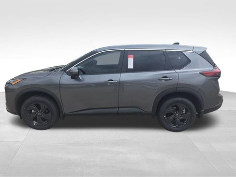 New 2026 Nissan Rogue SV FWD image 2