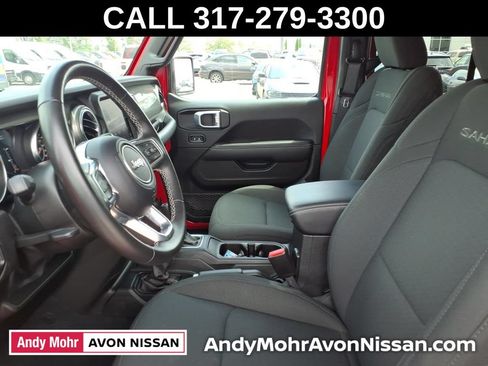 Used 2021 Jeep Wrangler Unlimited Sahara w/ Uconnect 4C Nav & Sound Group AWD/4WD image 15