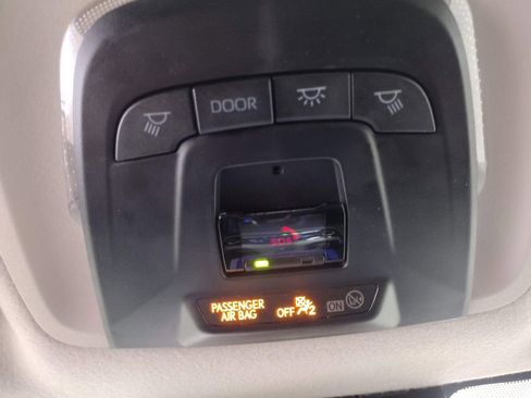 Used 2023 Toyota Corolla LE image 28