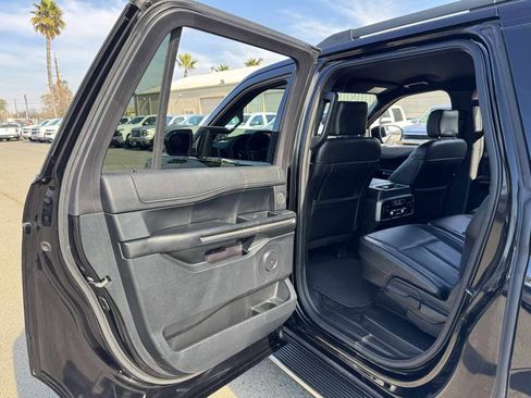 Used 2018 Ford Expedition Max XLT w/ Equipment Group 202A image 23