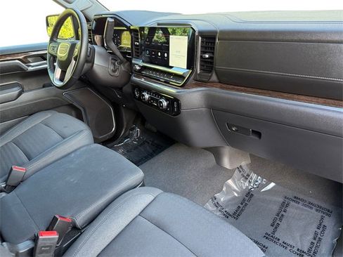 Used 2024 GMC Sierra 1500 Elevation image 23