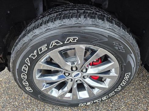Used 2015 Ford F150 Lariat AWD/4WD image 12