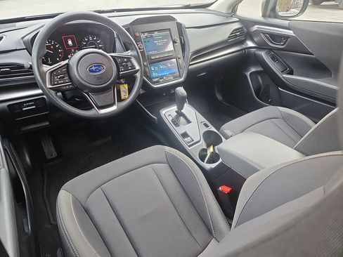 Certified 2025 Subaru Impreza 2.0i image 3