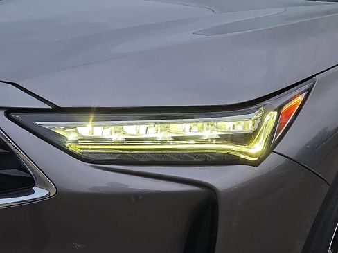 Certified 2022 Acura MDX SH-AWD w/ Technology Package image 10