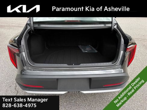 New 2026 Kia K4 FWD image 29