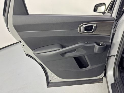 Used 2025 Kia Sorento X-Line EX AWD/4WD image 44