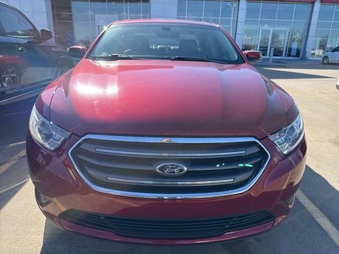 Used 2013 Ford Taurus SEL image 10
