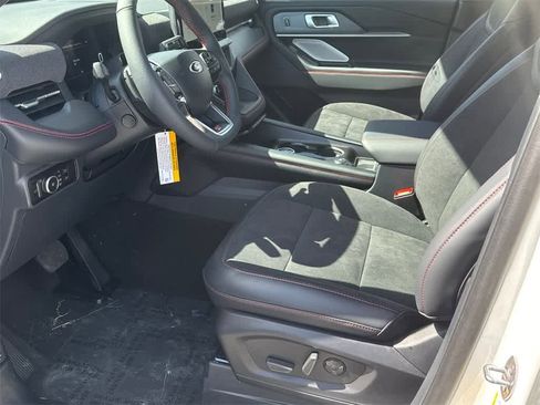New 2025 Ford Explorer ST image 10