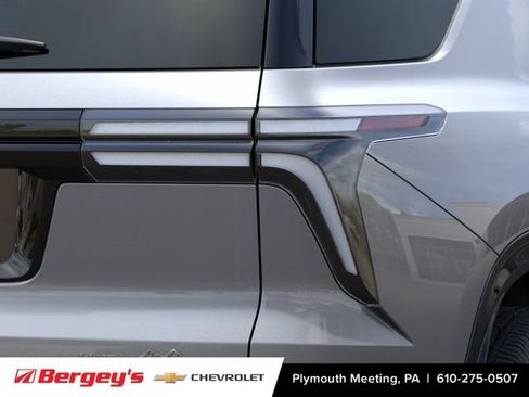 New 2026 Chevrolet Traverse High Country AWD/4WD image 13
