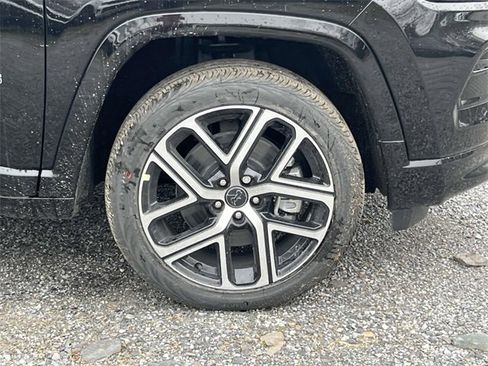 New 2025 Jeep Compass Limited w/ Elite Group image 8