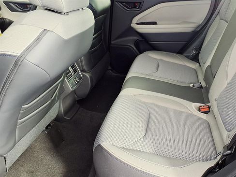 New 2026 Subaru Forester Premium AWD/4WD image 5