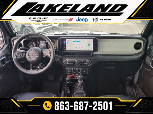 Used 2025 Jeep Wrangler Unlimited Sport AWD/4WD image 14