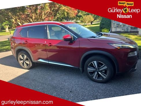 Used 2023 Nissan Rogue SL AWD/4WD image 1