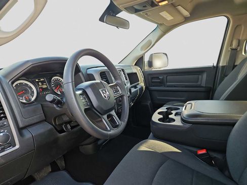 Used 2024 RAM 1500 Tradesman w/ Chrome Plus Package image 10