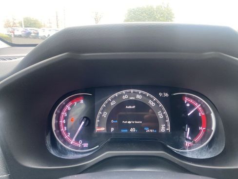 Used 2024 Toyota RAV4 LE image 21