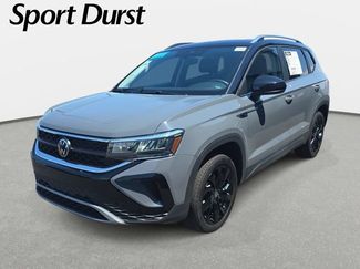 Used 2023 Volkswagen Taos SE w/ Panoramic Sunroof Package FWD video 1