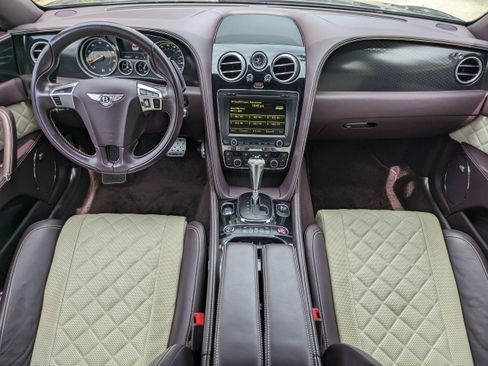 Used 2018 Bentley Flying Spur S W12 AWD/4WD image 19