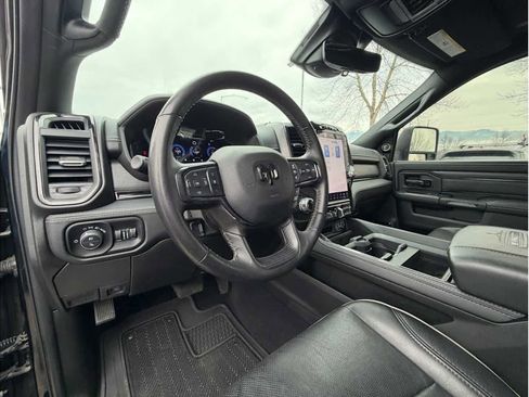 Used 2024 RAM 3500 Limited image 16