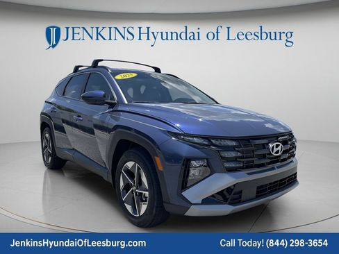Certified 2025 Hyundai Tucson SEL FWD image 6